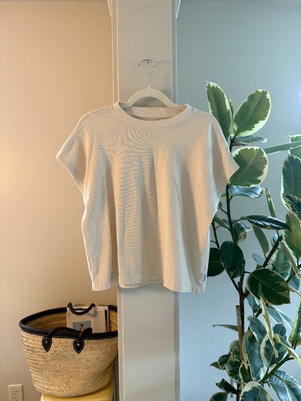 Le Bon Shoppe Jeanne Tee - Natural